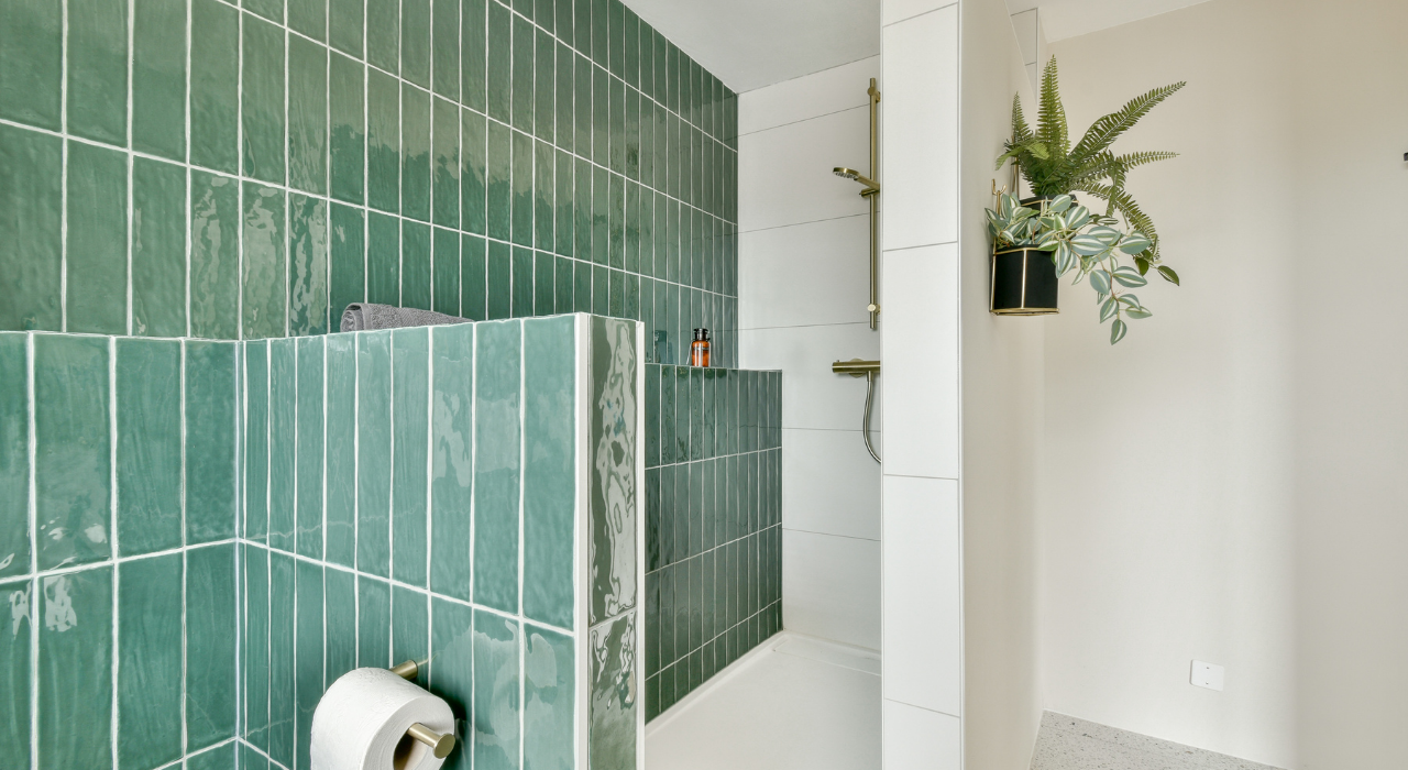 Salle de bain carrelée à Arles — SANTIAGO CARRELAGE